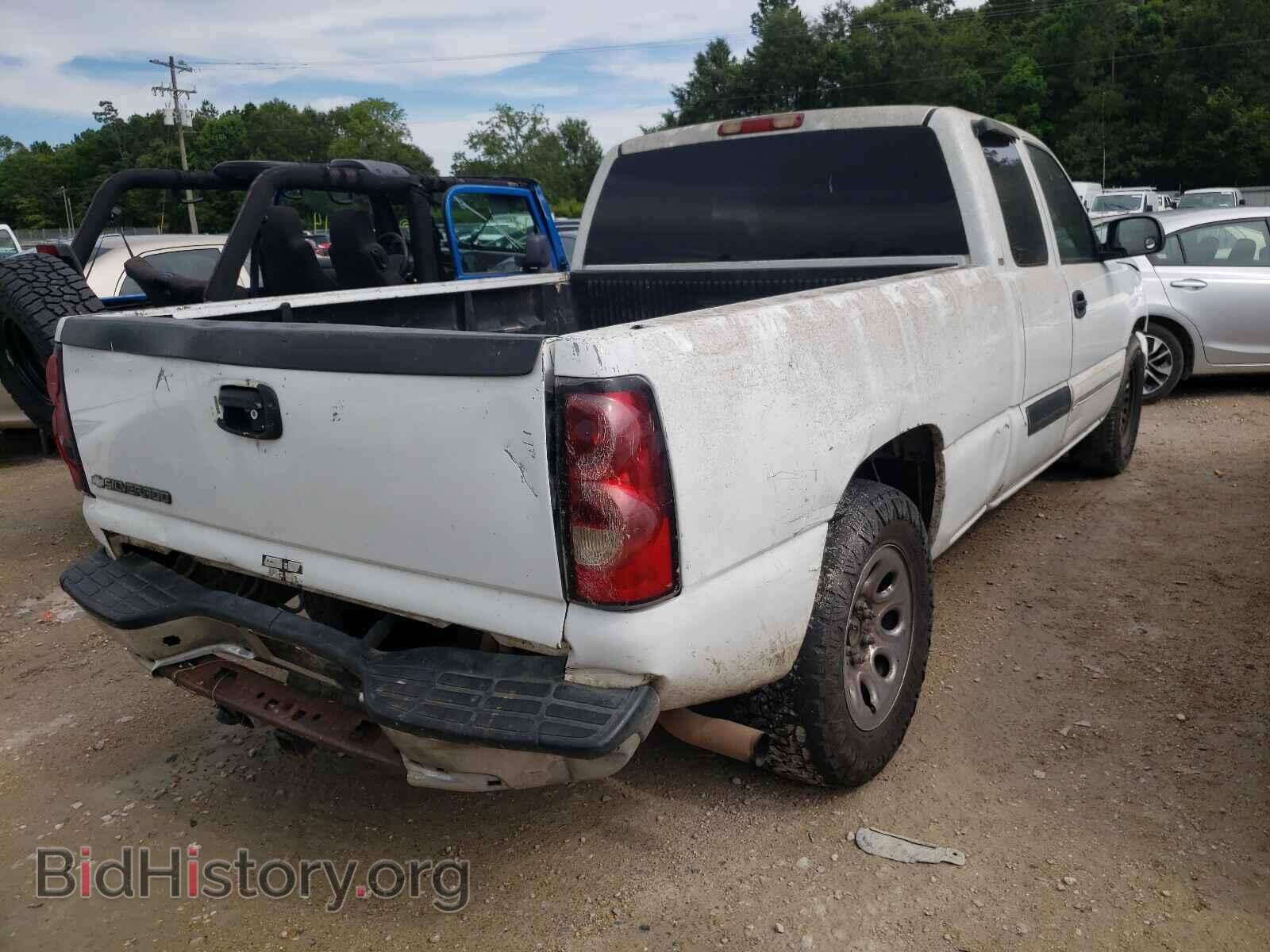 2006 CHEVROLET SILVERADO - VIN: 2GCEC19VX61285272 - Фото 4