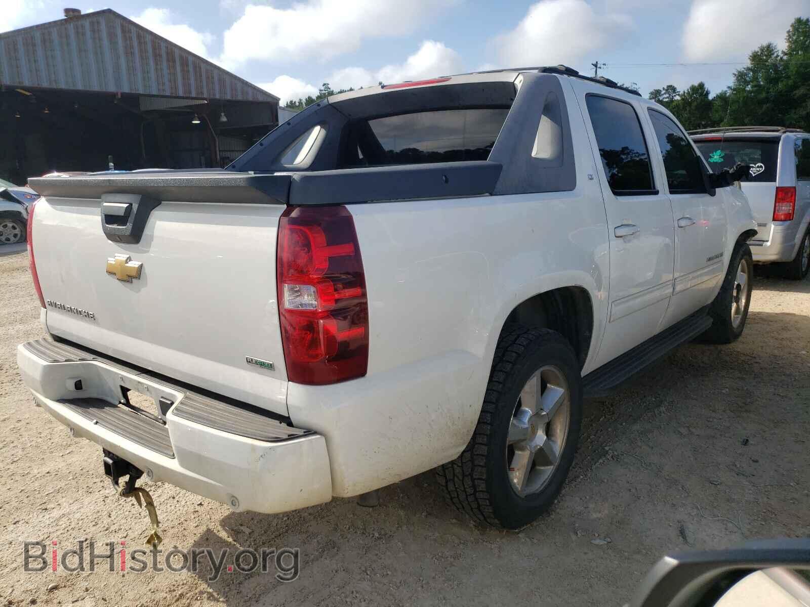 2011 CHEVROLET AVALANCHE - VIN: 3GNMCFE06BG139026 - Фото 4