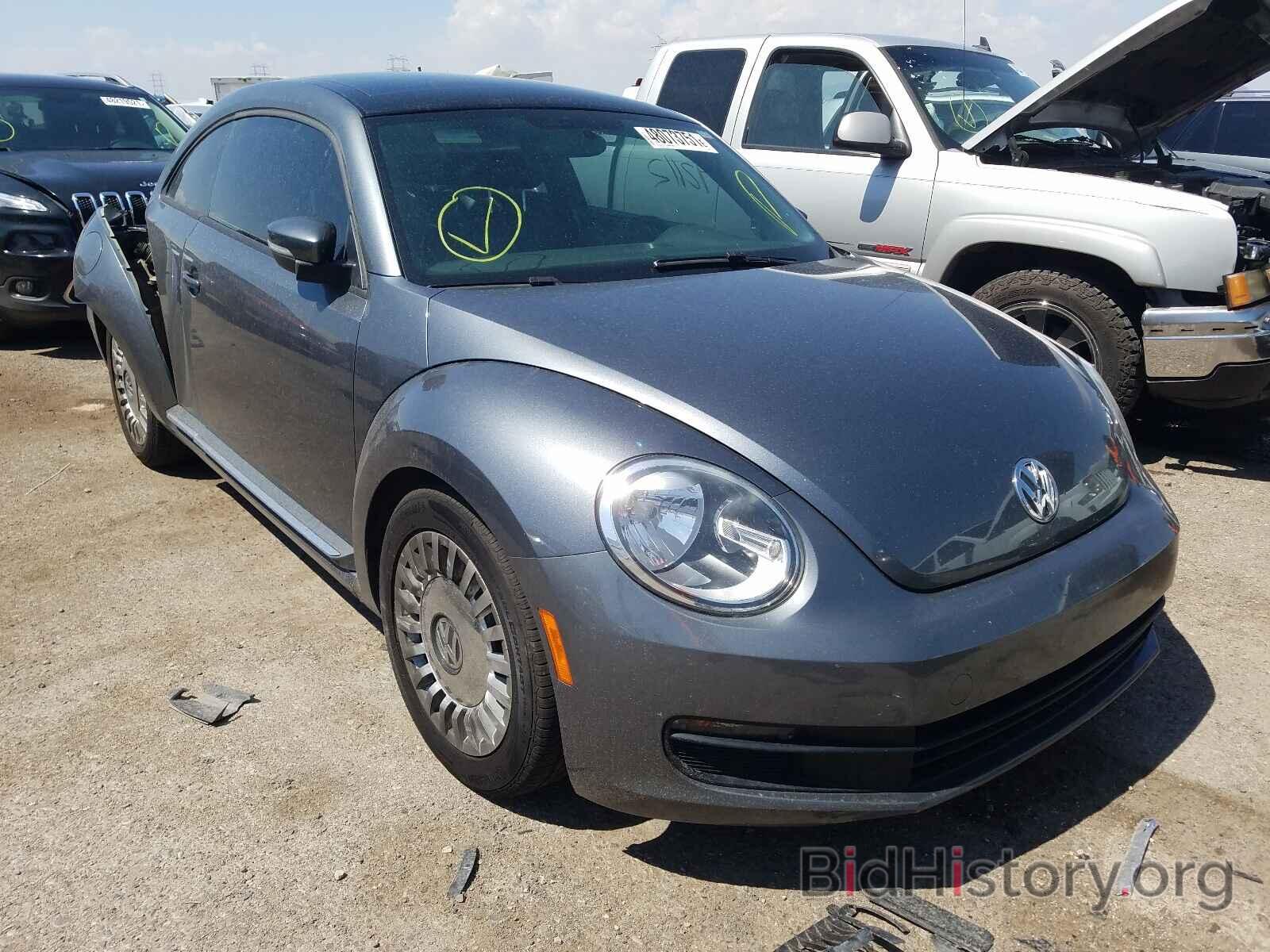 Photo 3VWJP7AT5DM680768 - VOLKSWAGEN BEETLE 2013