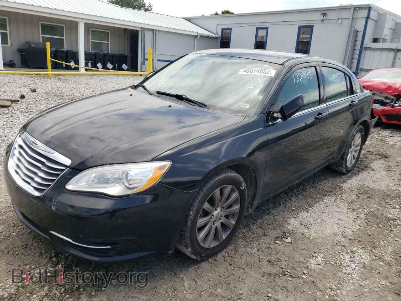 2013 CHRYSLER 200 - VIN: 1C3CCBBG6DN558233 - Фото 2