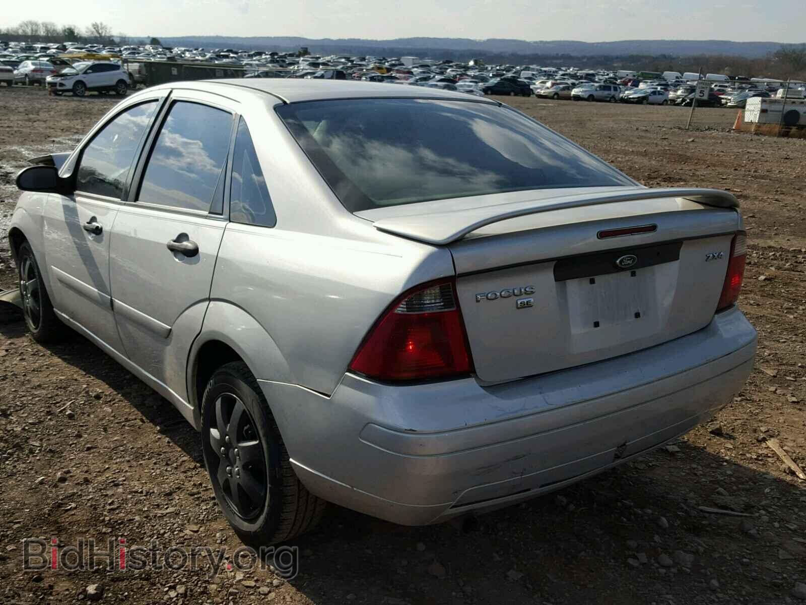 2005 FORD FOCUS - VIN: 1FAFP34N55W288167 - Фото 3
