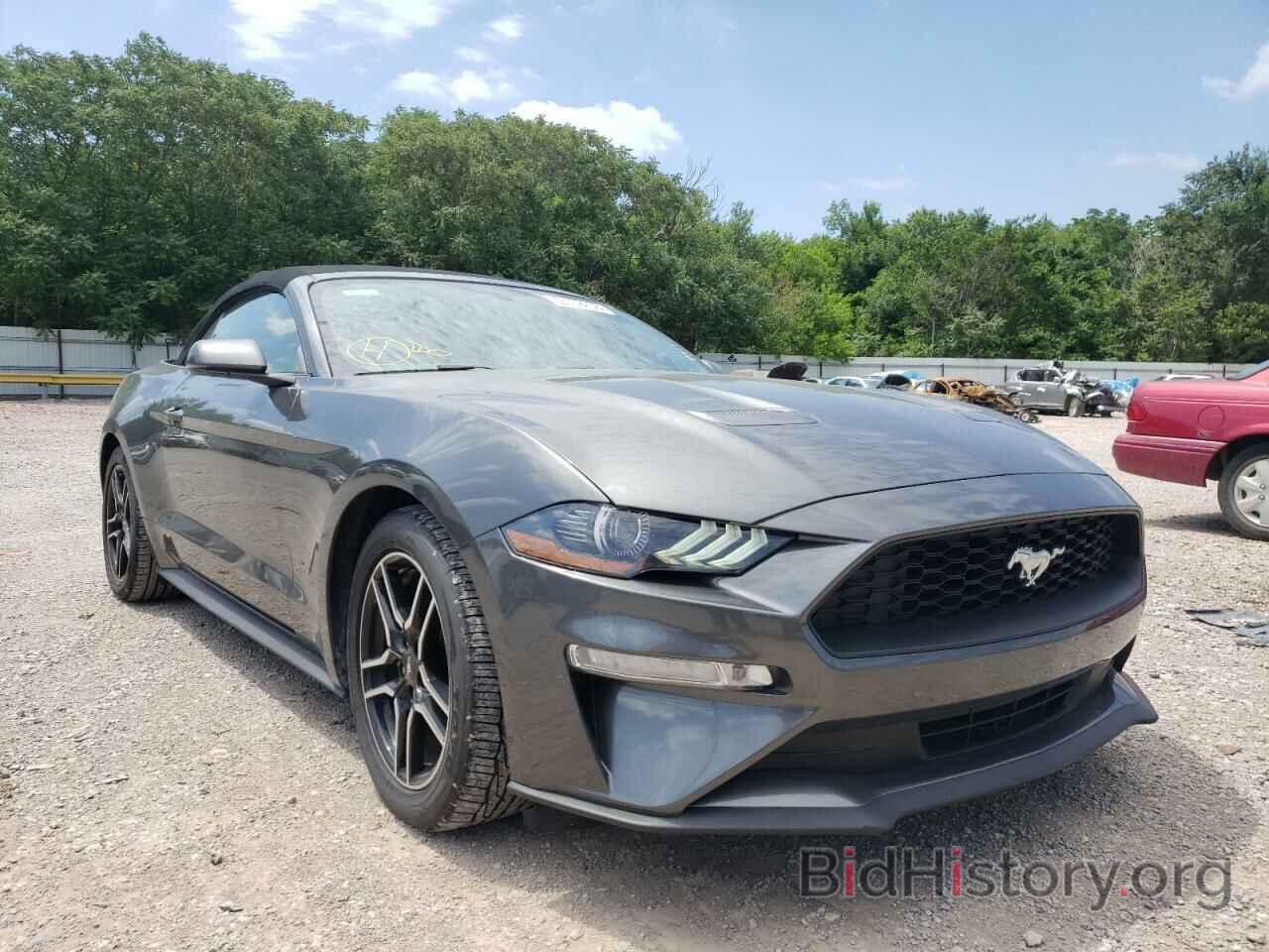 Photo 1FATP8UH0L5136875 - FORD MUSTANG 2020