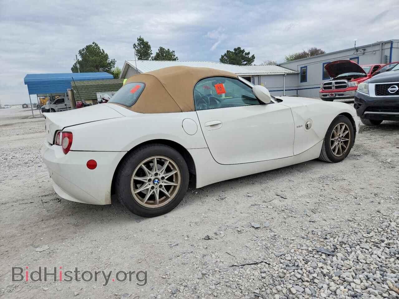 2005 BMW Z4 - VIN: 4USBT33505LS53666 - Photo 3