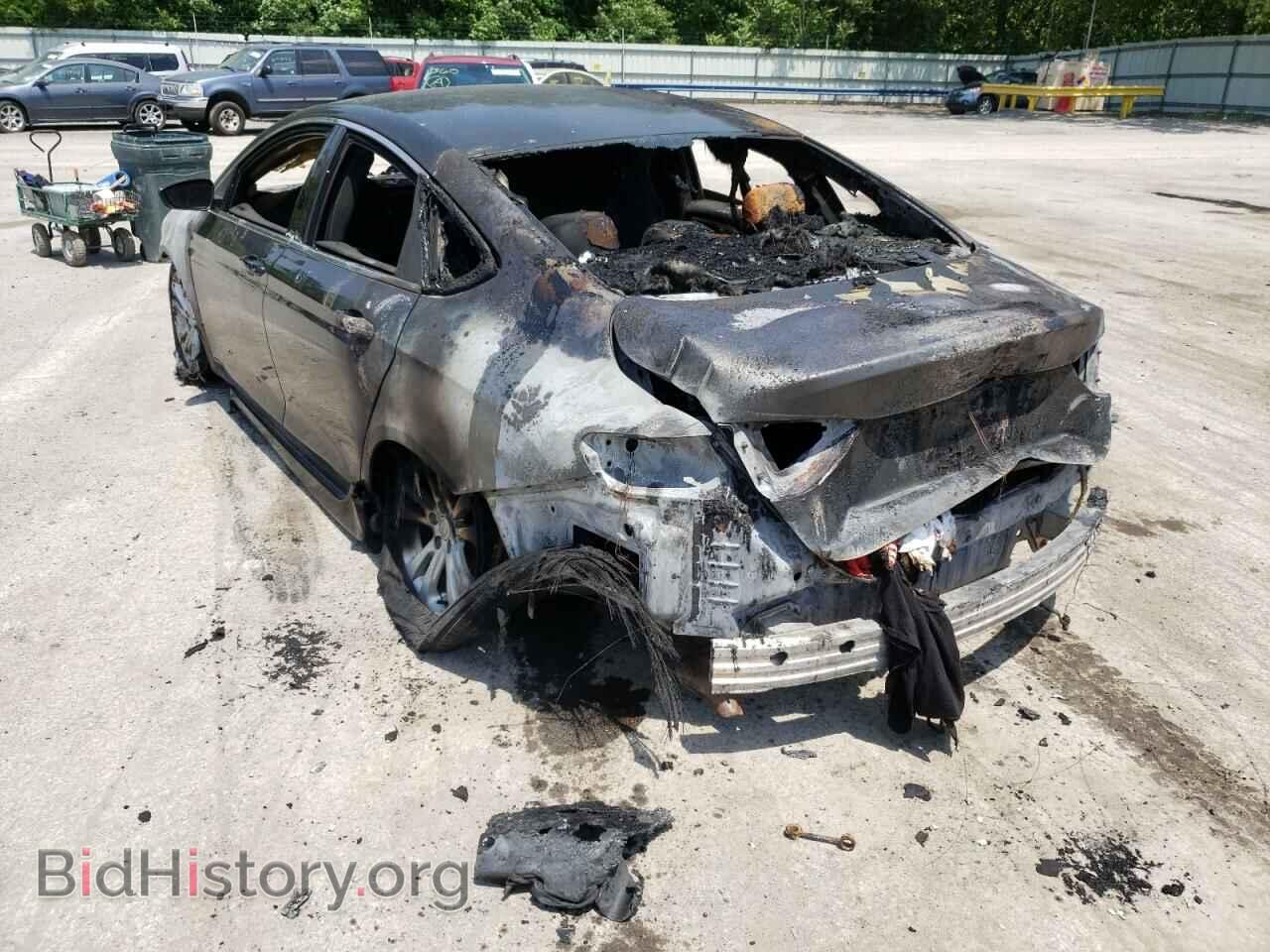 2015 CHRYSLER 200 - VIN: 1C3CCCAB7FN570809 - Photo 3