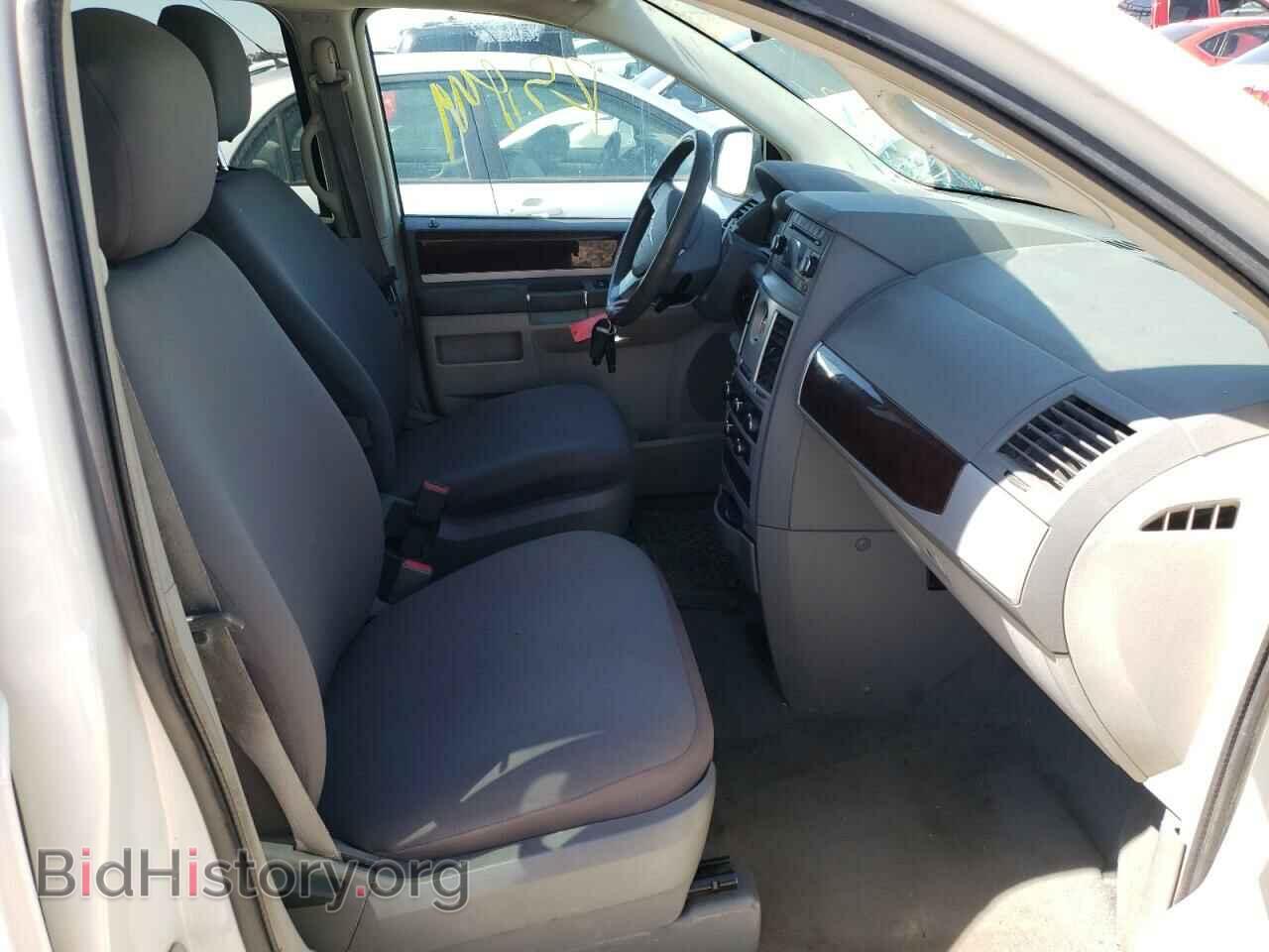 2010 CHRYSLER MINIVAN - VIN: 2A4RR5D16AR329140 - Photo 5