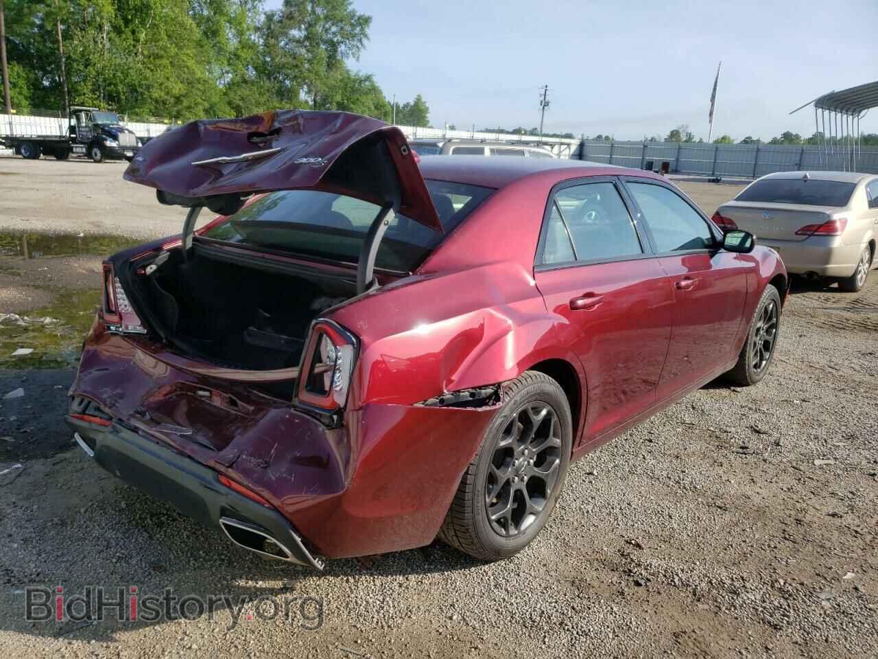 2019 CHRYSLER 300 - VIN: 2C3CCAGG7KH611014 - Photo 9
