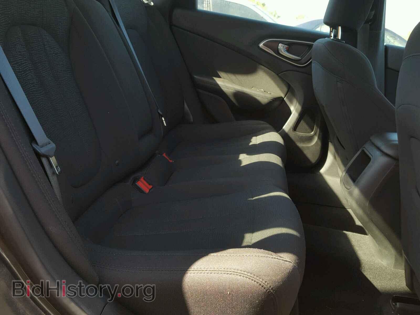 2016 CHRYSLER 200 - VIN: 1C3CCCAB2GN103749 - Фото 6