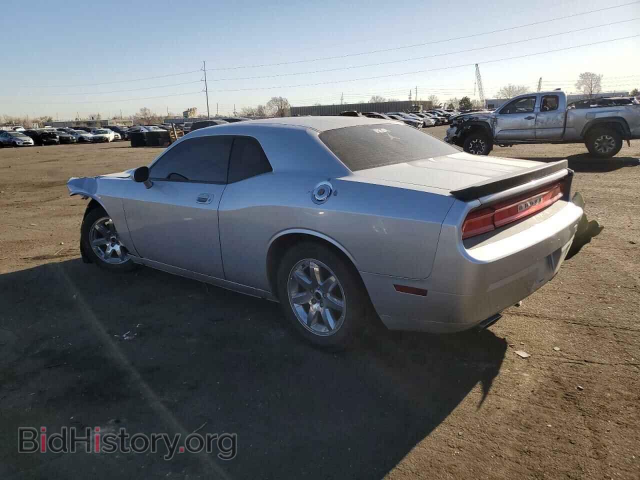 2010 DODGE CHALLENGER - VIN: 2B3CJ5DT3AH219996 - Photo 2