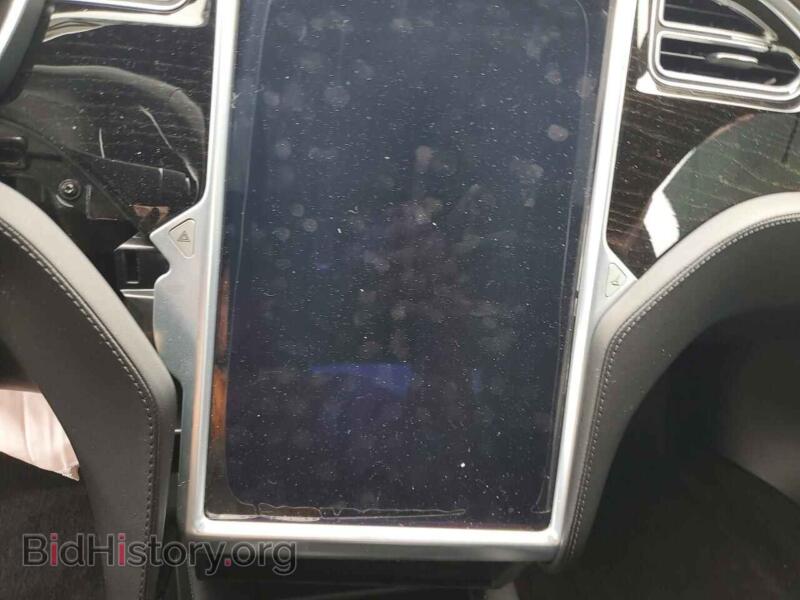 2016 Tesla MODEL S (VIN 5YJSA1E16GF157962) — фото 9 из 14
