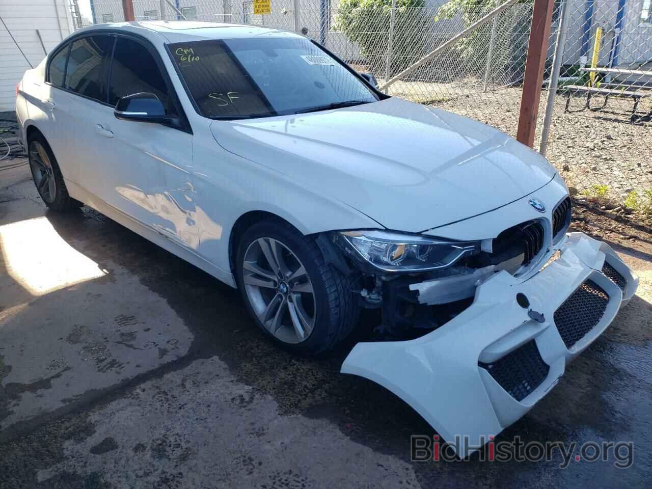 Photo WBA3A5C56DF356838 - BMW 3 SERIES 2013