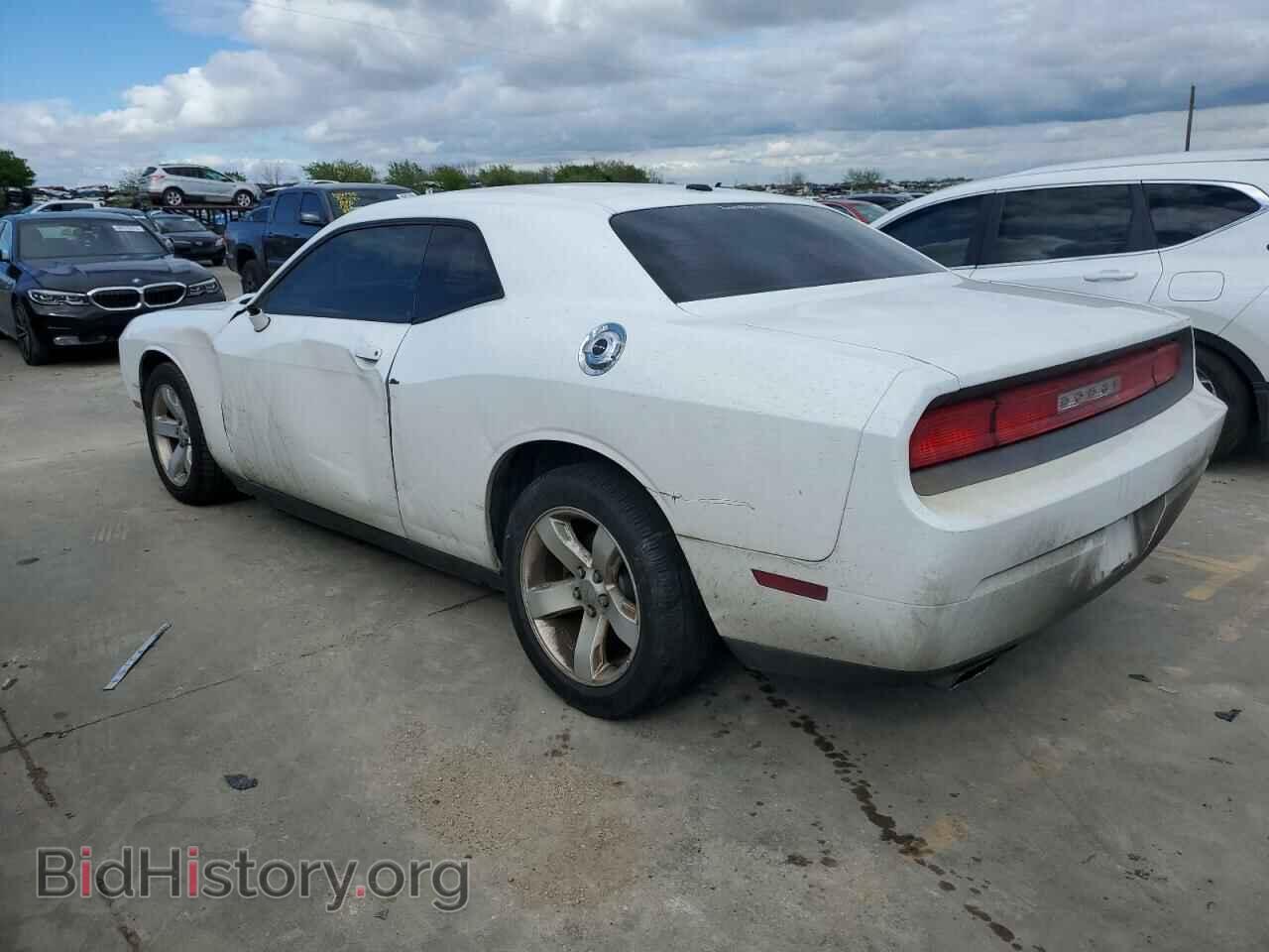 2014 DODGE CHALLENGER - VIN: 2C3CDYAG5EH214825 - Photo 2
