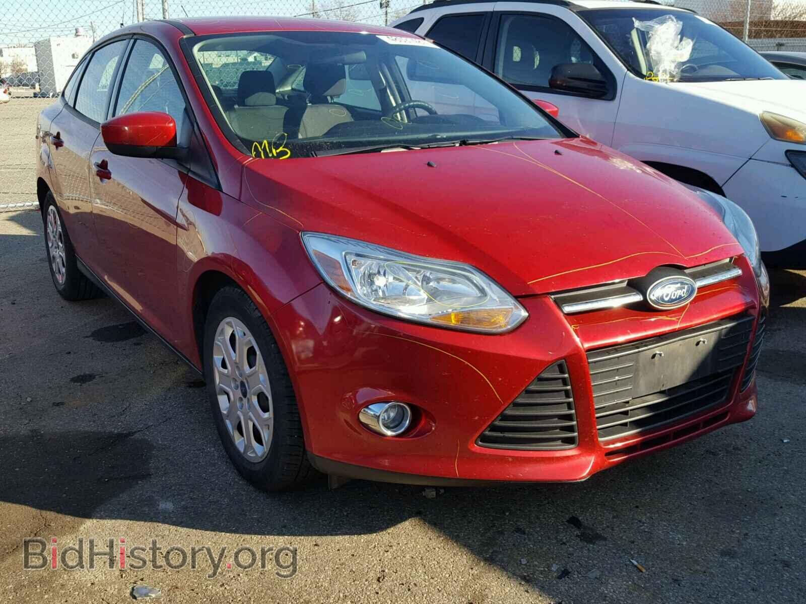 Photo 1FAHP3F24CL299820 - FORD FOCUS 2012