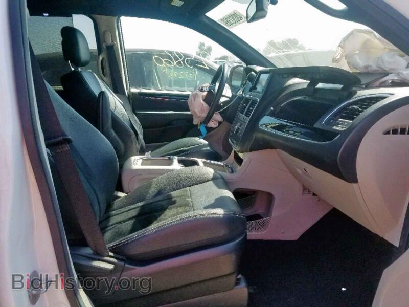 2017 Dodge CARAVAN (VIN 2C4RDGCG0HR742140) — photo 5 of 10