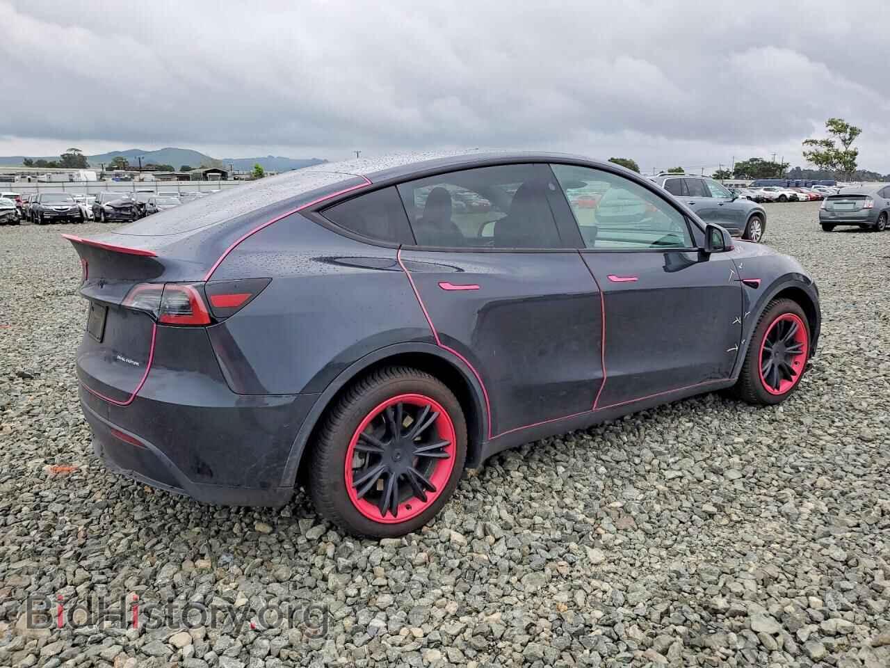 2024 TESLA MODEL Y - VIN: 7SAYGDEE2RF060907 - Photo 3