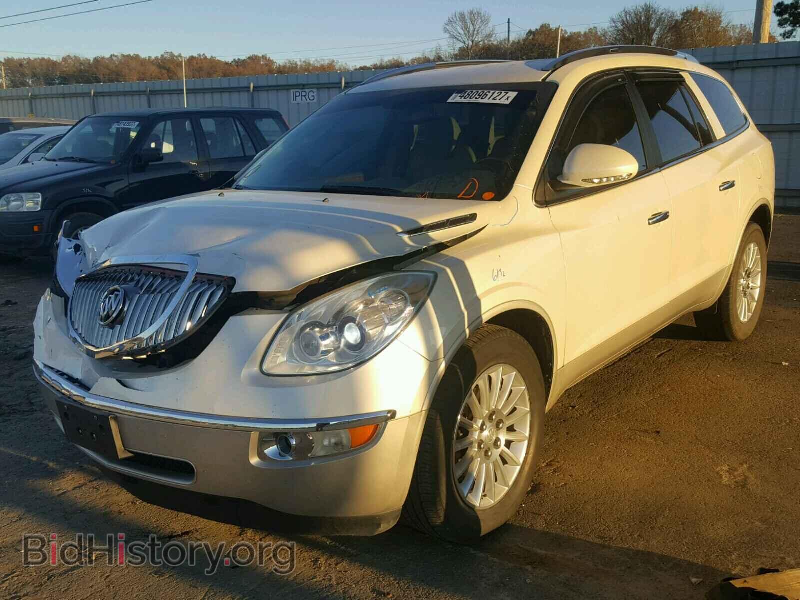 2011 BUICK ENCLAVE - VIN: 5GAKVBEDXBJ366936 - Фото 2