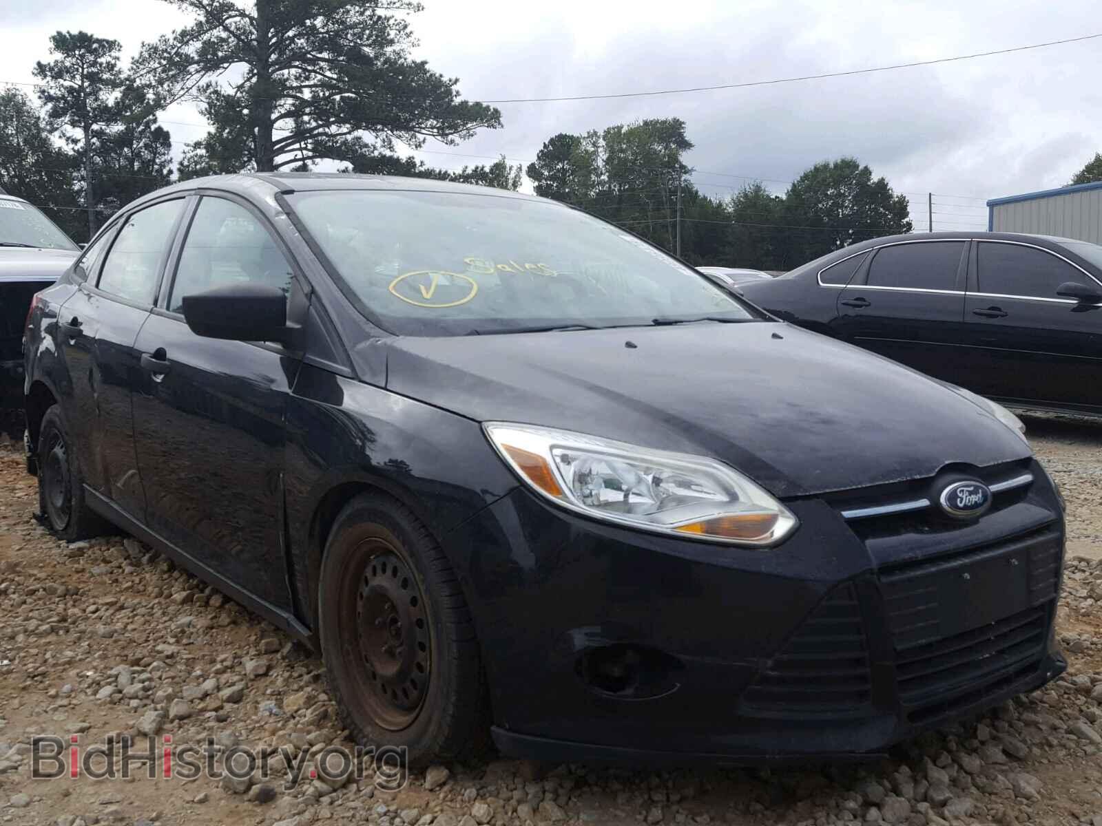 2012 Ford FOCUS Focus S (VIN 1FAHP3E21CL433409) — фото 1 из 10, Copart, повреждение: мелкие вмятины и царапины