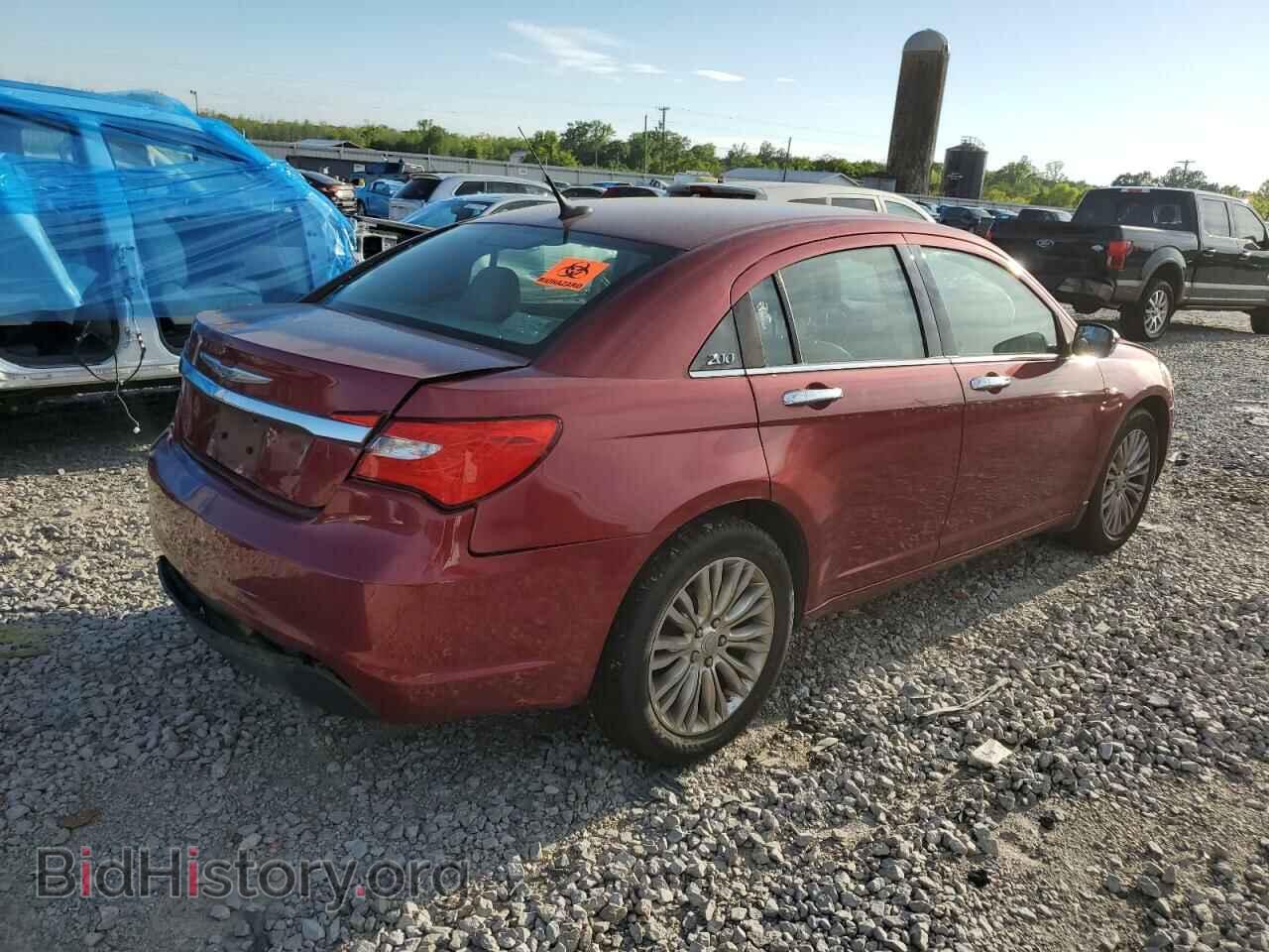2011 CHRYSLER 200 - VIN: 1C3BC2FB1BN531075 - Photo 3