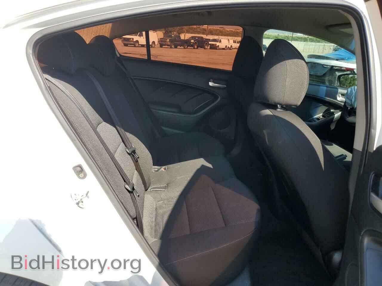 2017 KIA FORTE - VIN: 3KPFK4A7XHE057185 - Фото 10