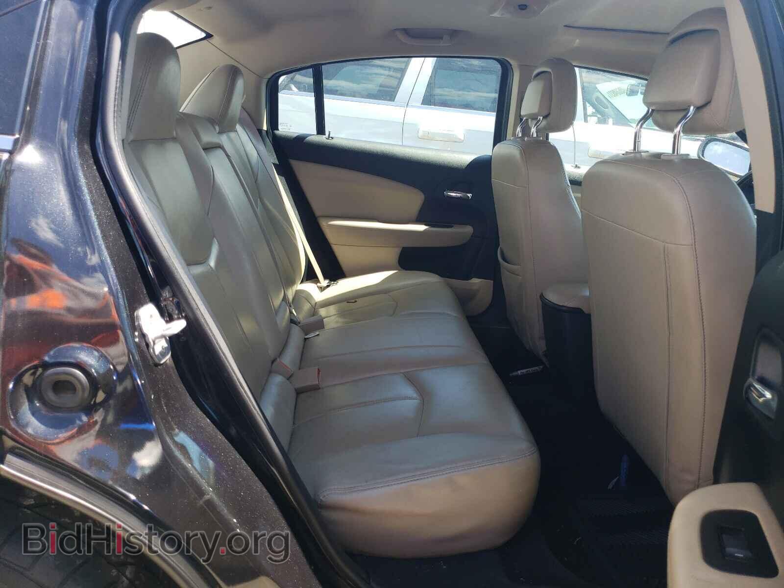 2011 CHRYSLER 200 - VIN: 1C3BC2FG3BN503418 - Фото 6