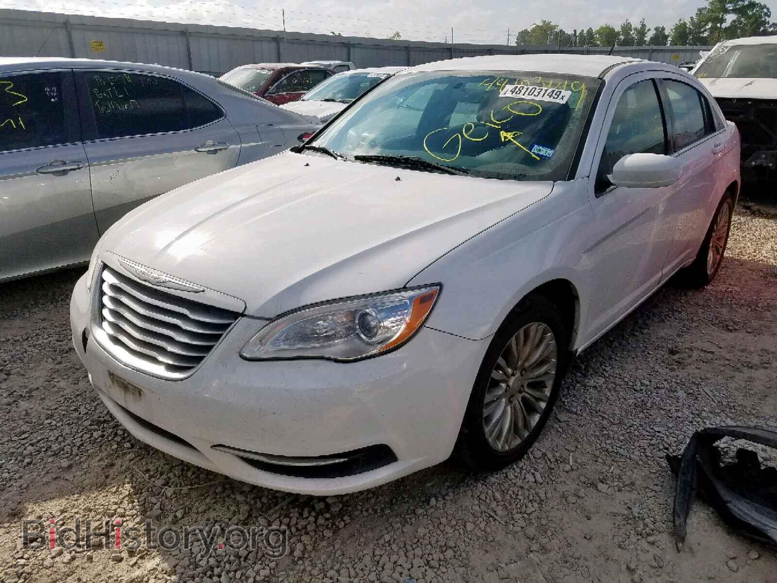 2012 CHRYSLER 200 - VIN: 1C3CCBAB6CN155390 - Фото 2