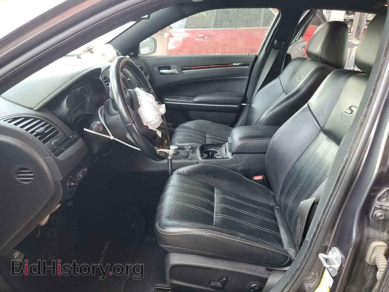 2019 CHRYSLER 300 - VIN: 2C3CCAGG2KH543012 - Фото 7
