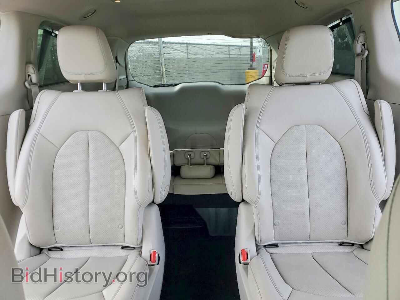 2018 CHRYSLER PACIFICA - VIN: 2C4RC1L76JR213782 - Фото 10