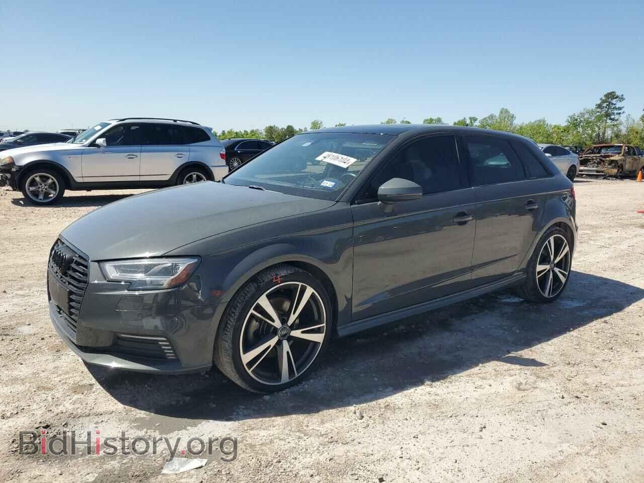 Фотография WAUTPBFF9HA044842 - AUDI A3 2017