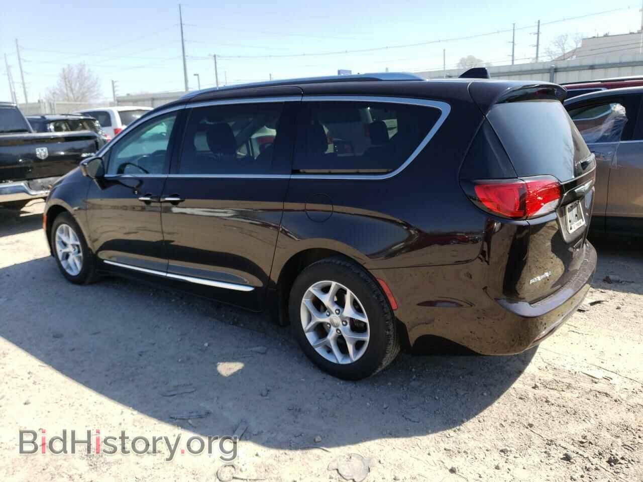 2017 CHRYSLER PACIFICA - VIN: 2C4RC1EG4HR660151 - Photo 2