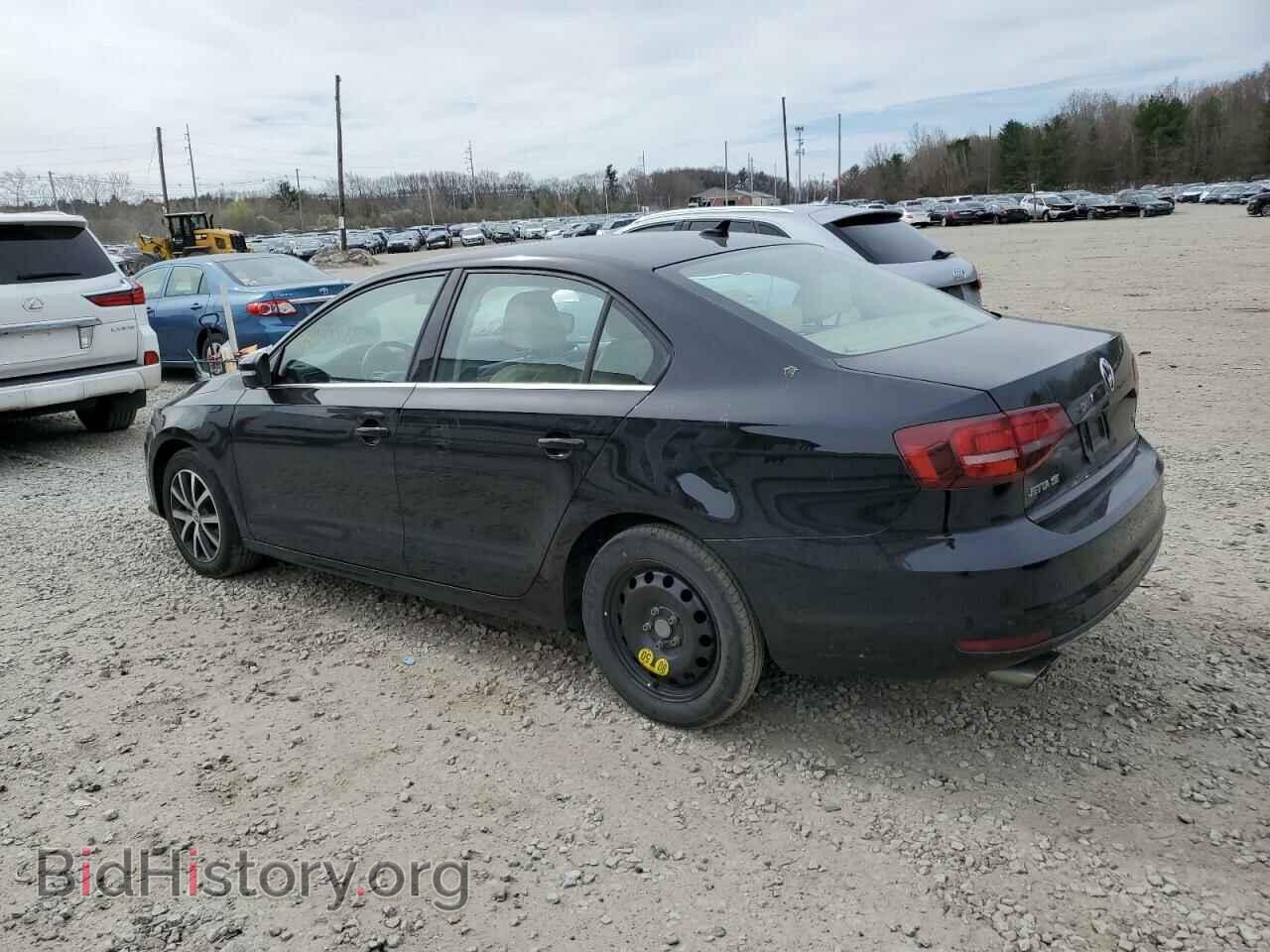 2017 VOLKSWAGEN JETTA - VIN: 3VWDB7AJ7HM383467 - Фото 2