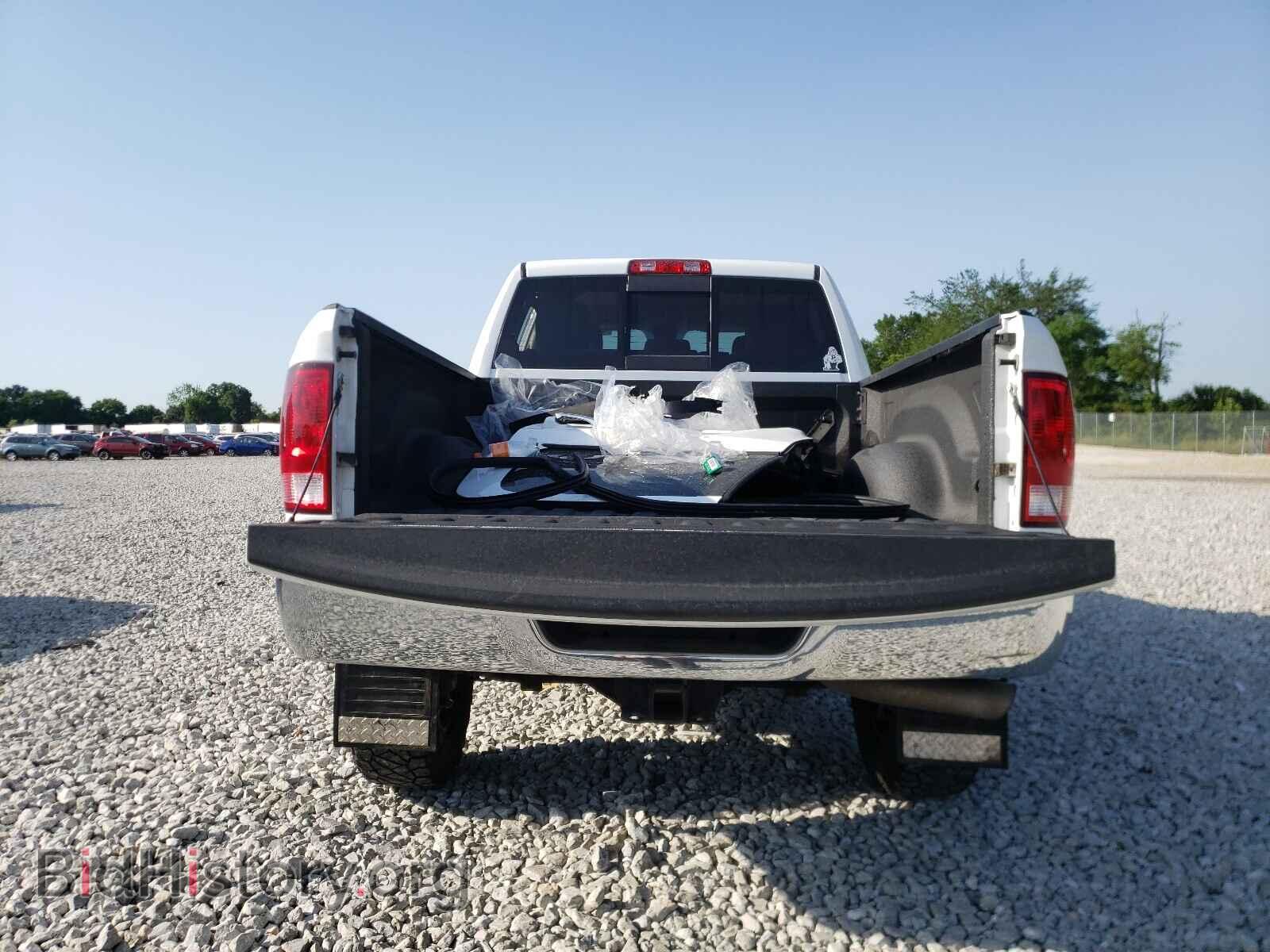 2017 RAM 2500 - VIN: 3C6UR5DL6HG724847 - Фото 9