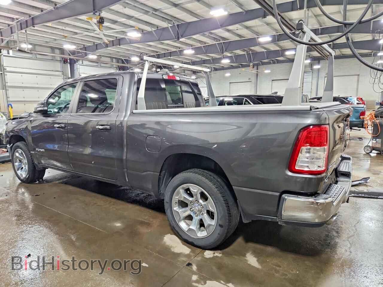 2019 RAM 1500 - VIN: 1C6SRFMT5KN586469 - Фото 2