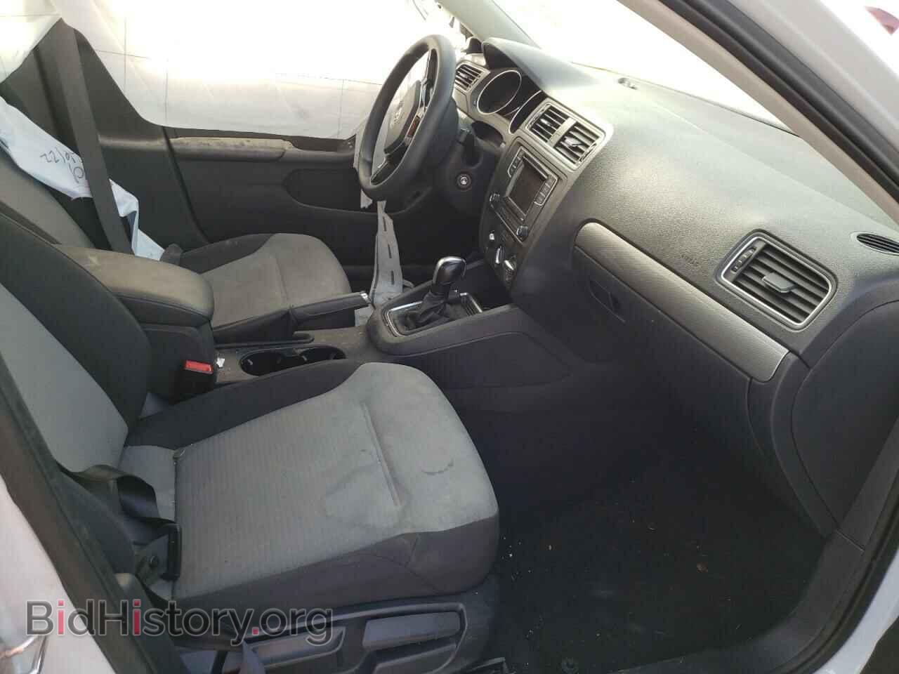 2017 VOLKSWAGEN JETTA - VIN: 3VW2B7AJ1HM246984 - Фото 5