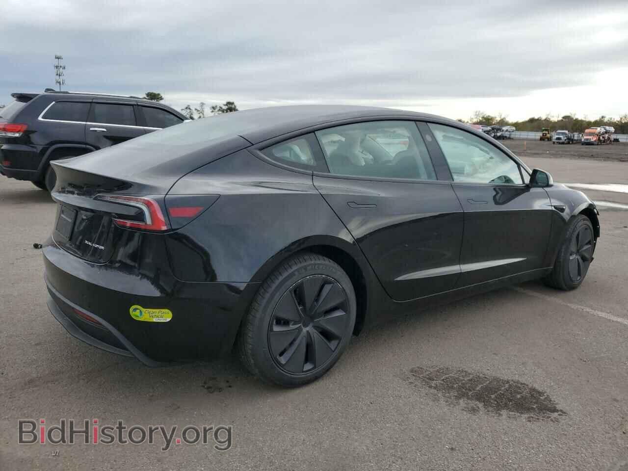 2025 TESLA MODEL 3 - VIN: 5YJ3E1EB2SF923115 - Photo 3
