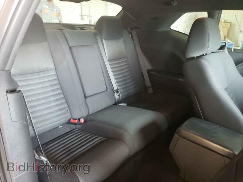 2012 Dodge CHALLENGER (VIN 2C3CDYAG3CH124814) — photo 6 of 10