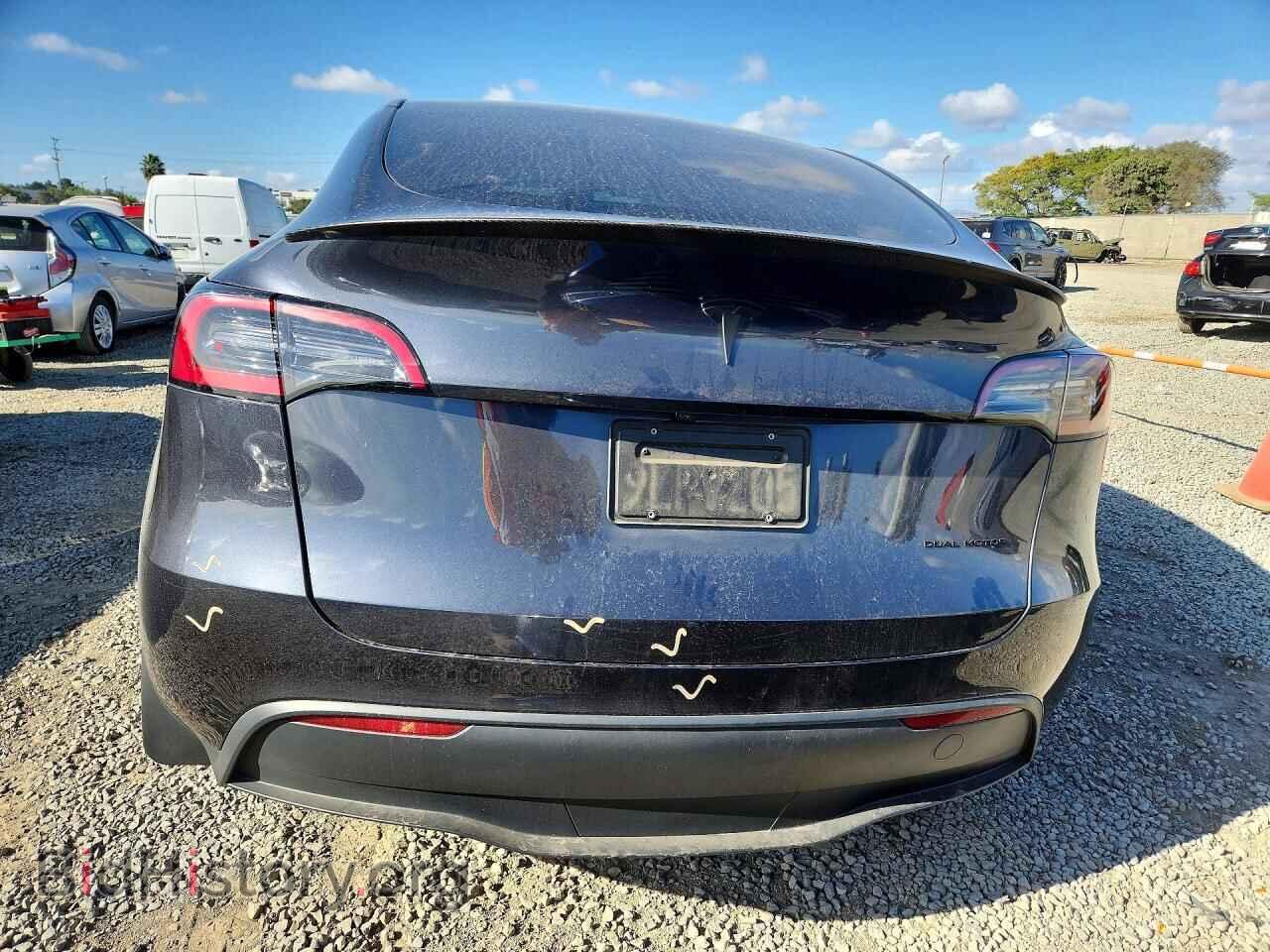 2024 TESLA MODEL Y - VIN: 7SAYGDEE3RA231502 - Фото 6