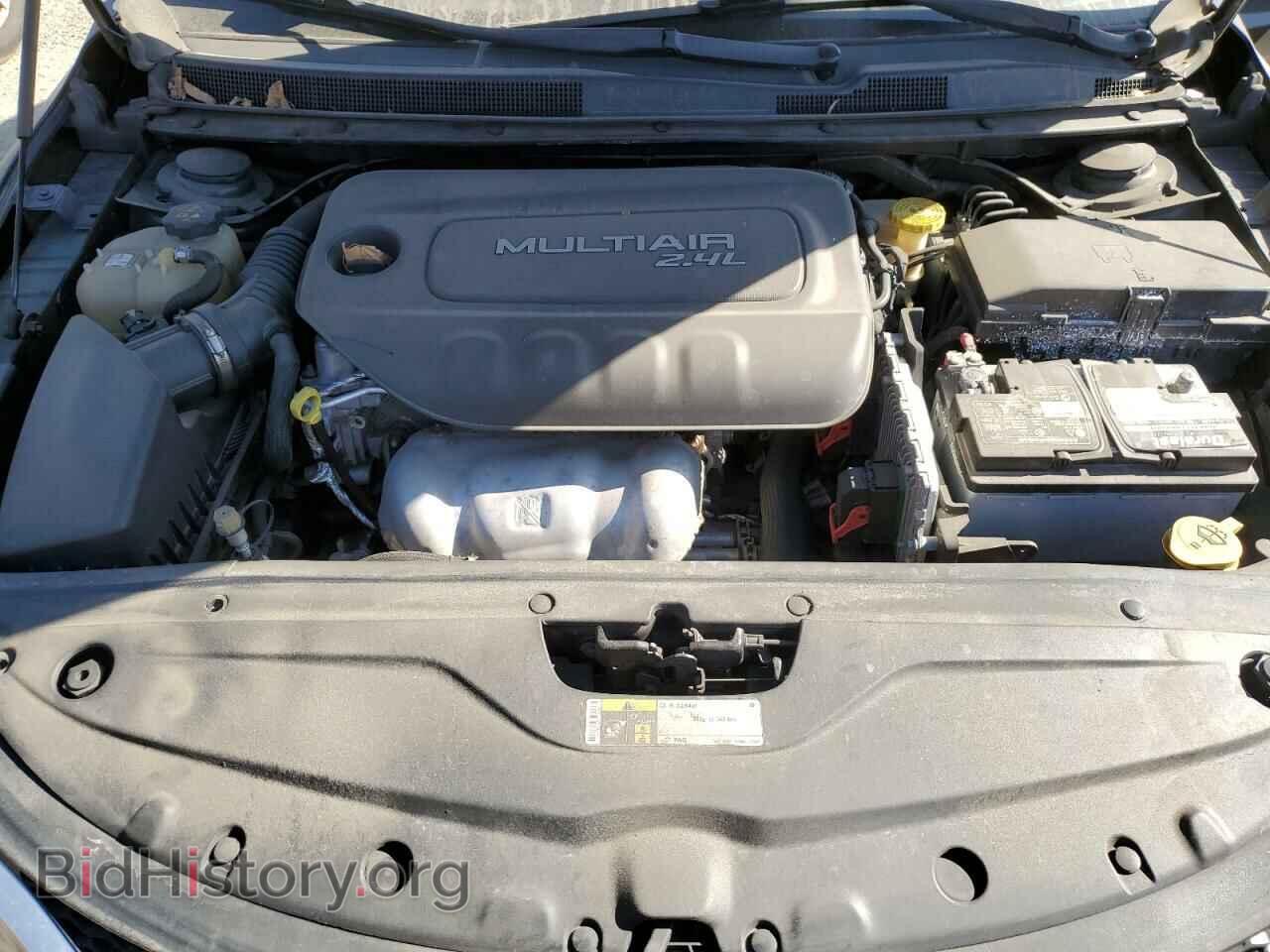 2015 CHRYSLER 200 - VIN: 1C3CCCAB5FN710713 - Фото 11