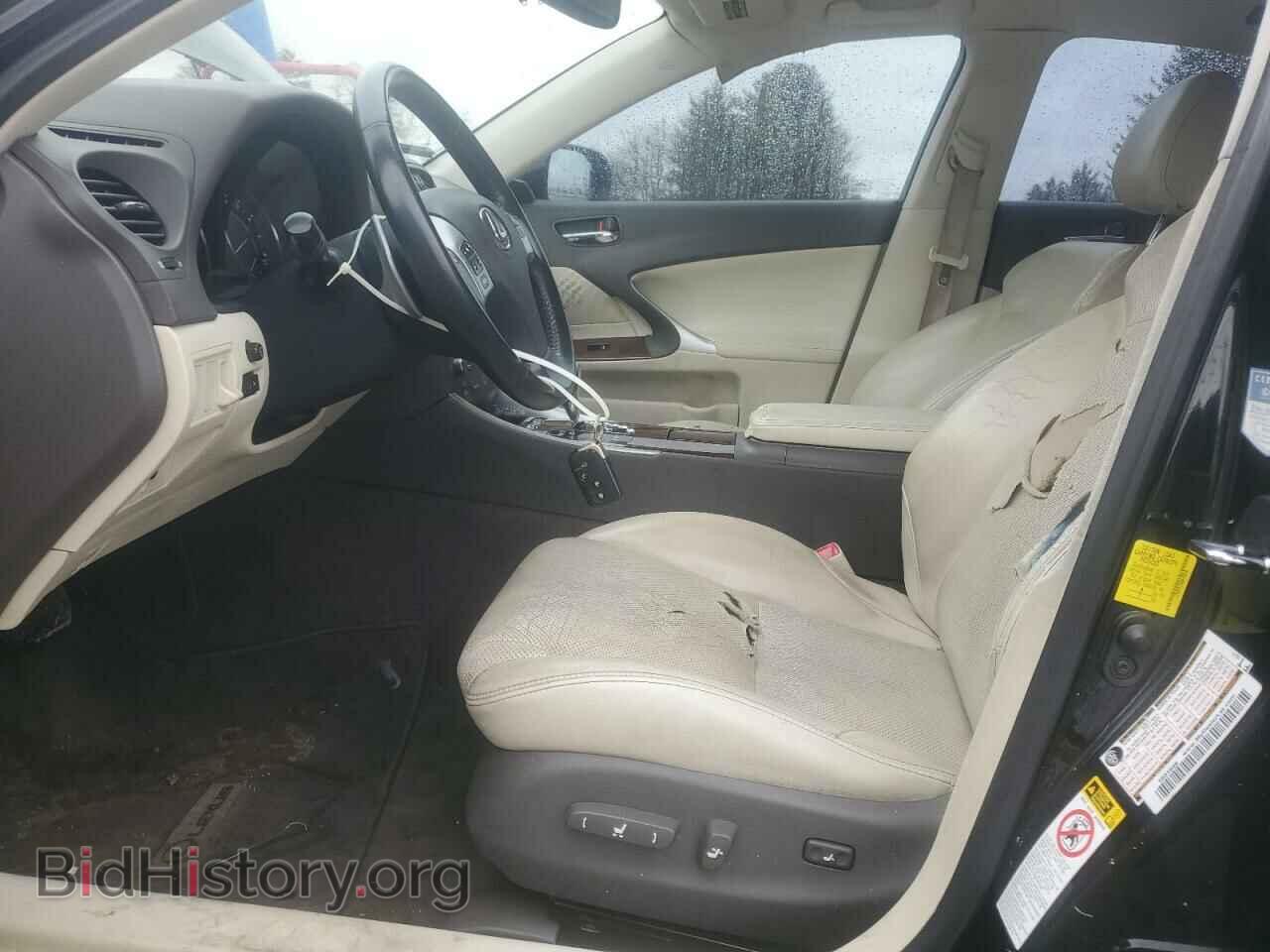 2011 LEXUS IS - VIN: JTHBF5C29B5155670 - Photo 7