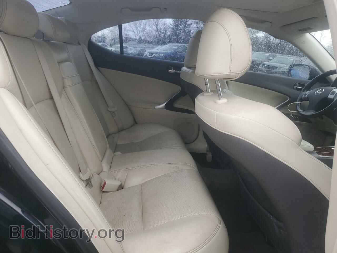 2011 LEXUS IS - VIN: JTHBF5C29B5155670 - Photo 10