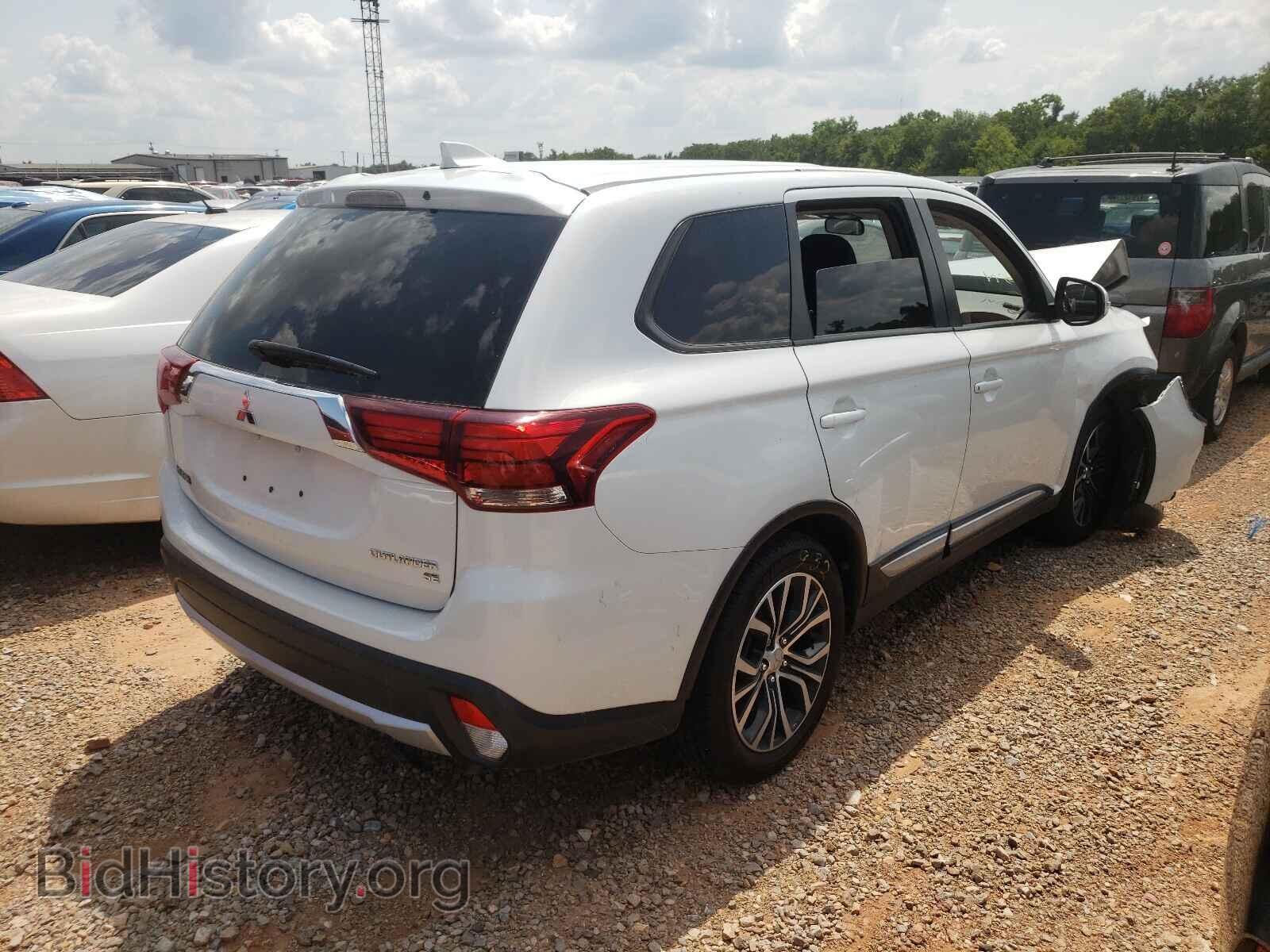 2018 MITSUBISHI OUTLANDER - VIN: JA4AD3A39JZ042113 - Фото 4