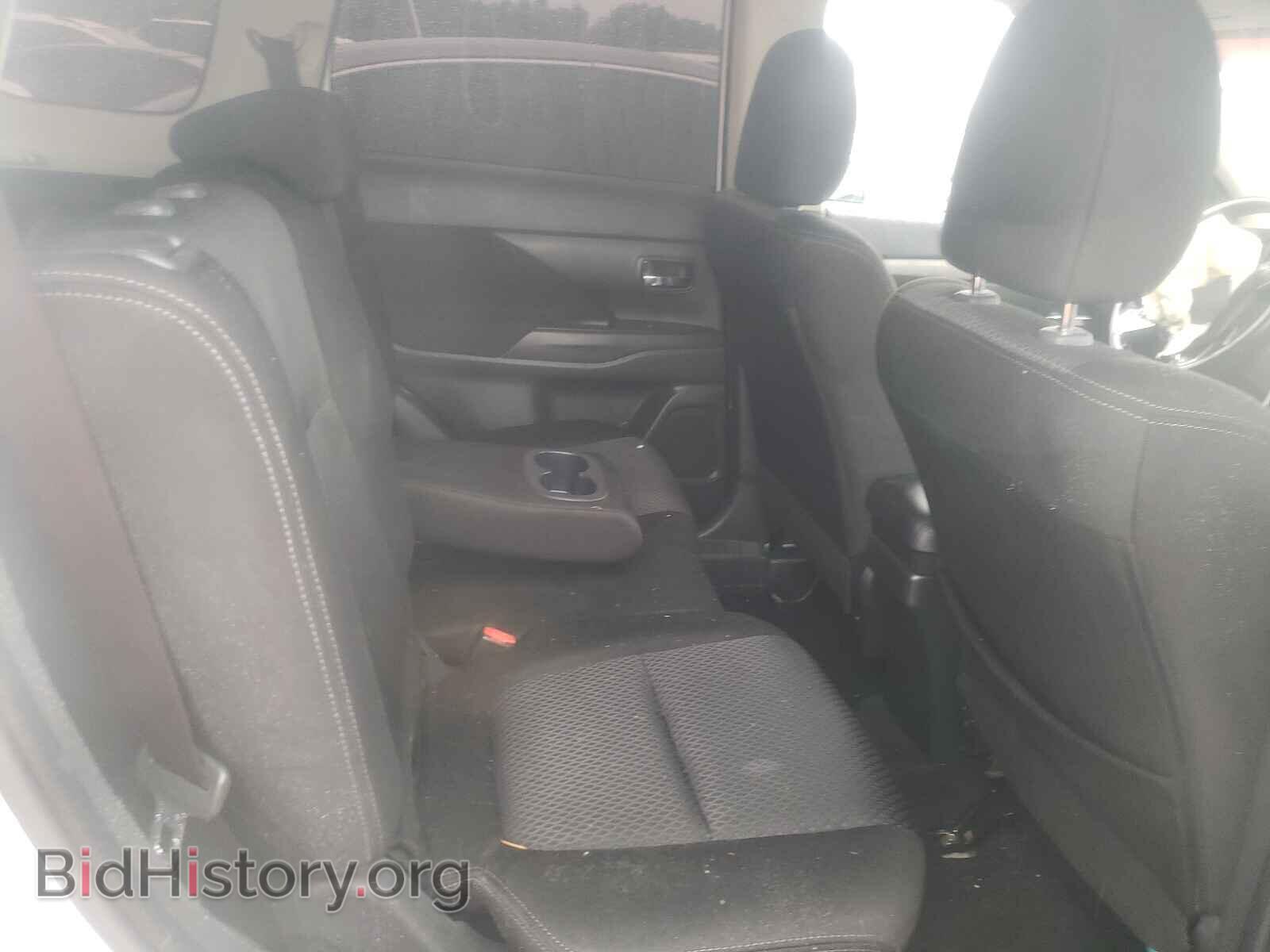 2018 MITSUBISHI OUTLANDER - VIN: JA4AD3A39JZ042113 - Фото 6