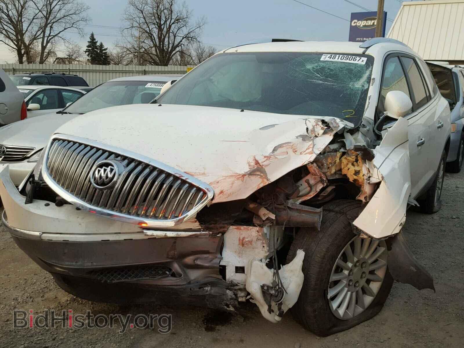 2011 BUICK ENCLAVE - VIN: 5GAKVAED5BJ249453 - Photo 2