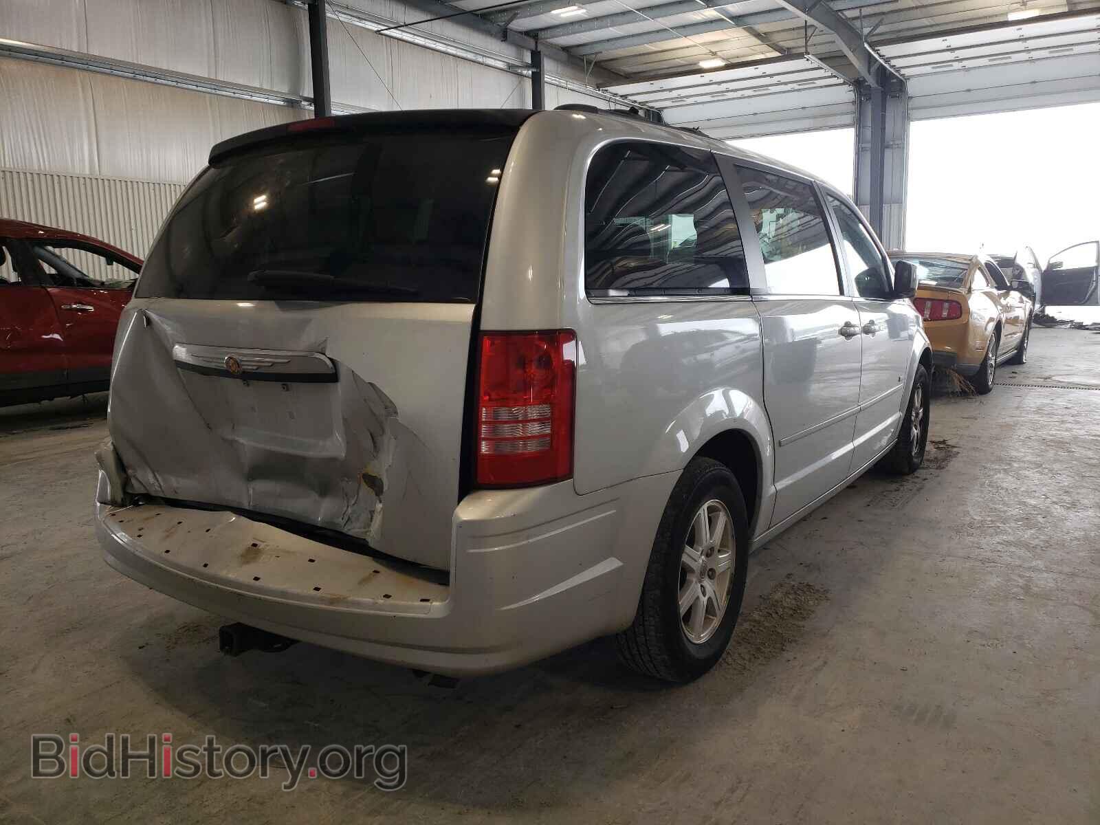 2008 CHRYSLER MINIVAN - VIN: 2A8HR54P78R840946 - Фото 4