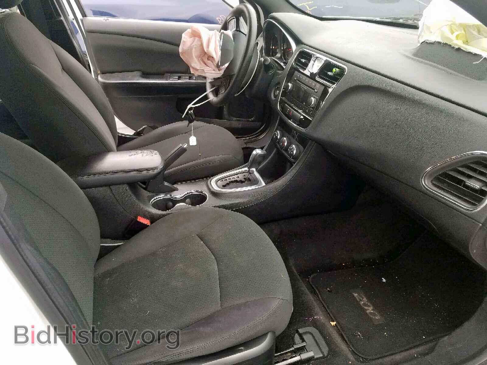 2012 CHRYSLER 200 - VIN: 1C3CCBAB0CN172329 - Photo 5