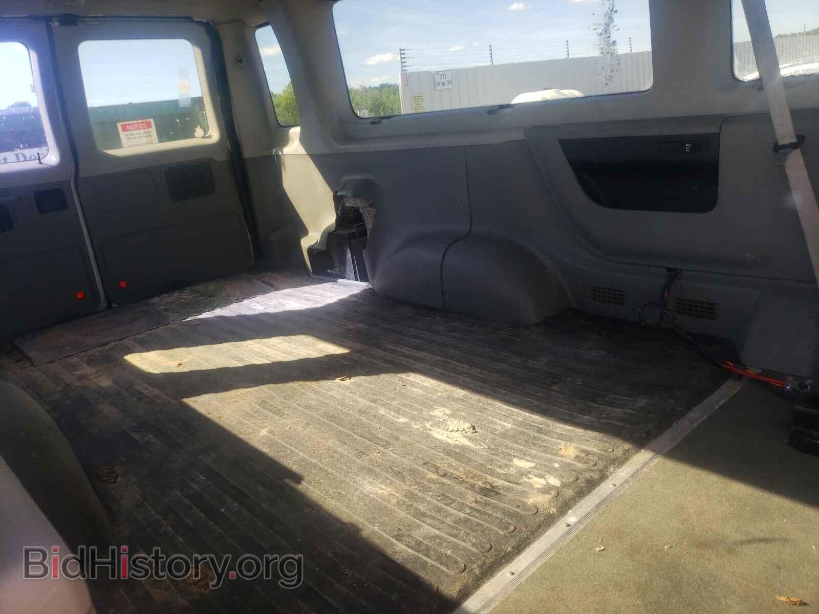 2011 FORD ECONOLINE - VIN: 1FBSS3BL3BDB37218 - Фото 6