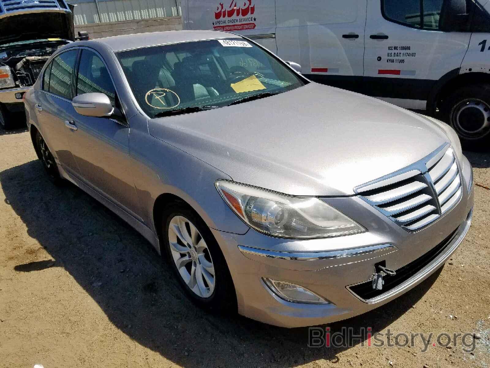 Photo KMHGC4DD1CU179040 - HYUNDAI GENESIS 2012