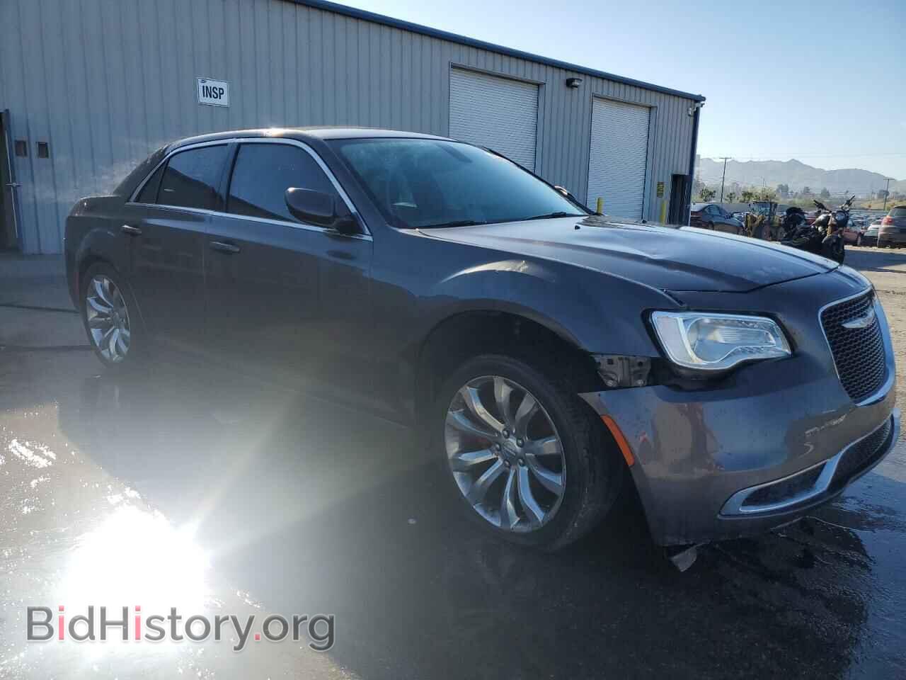 2017 CHRYSLER 300 - VIN: 2C3CCAAG8HH577358 - Фото 4