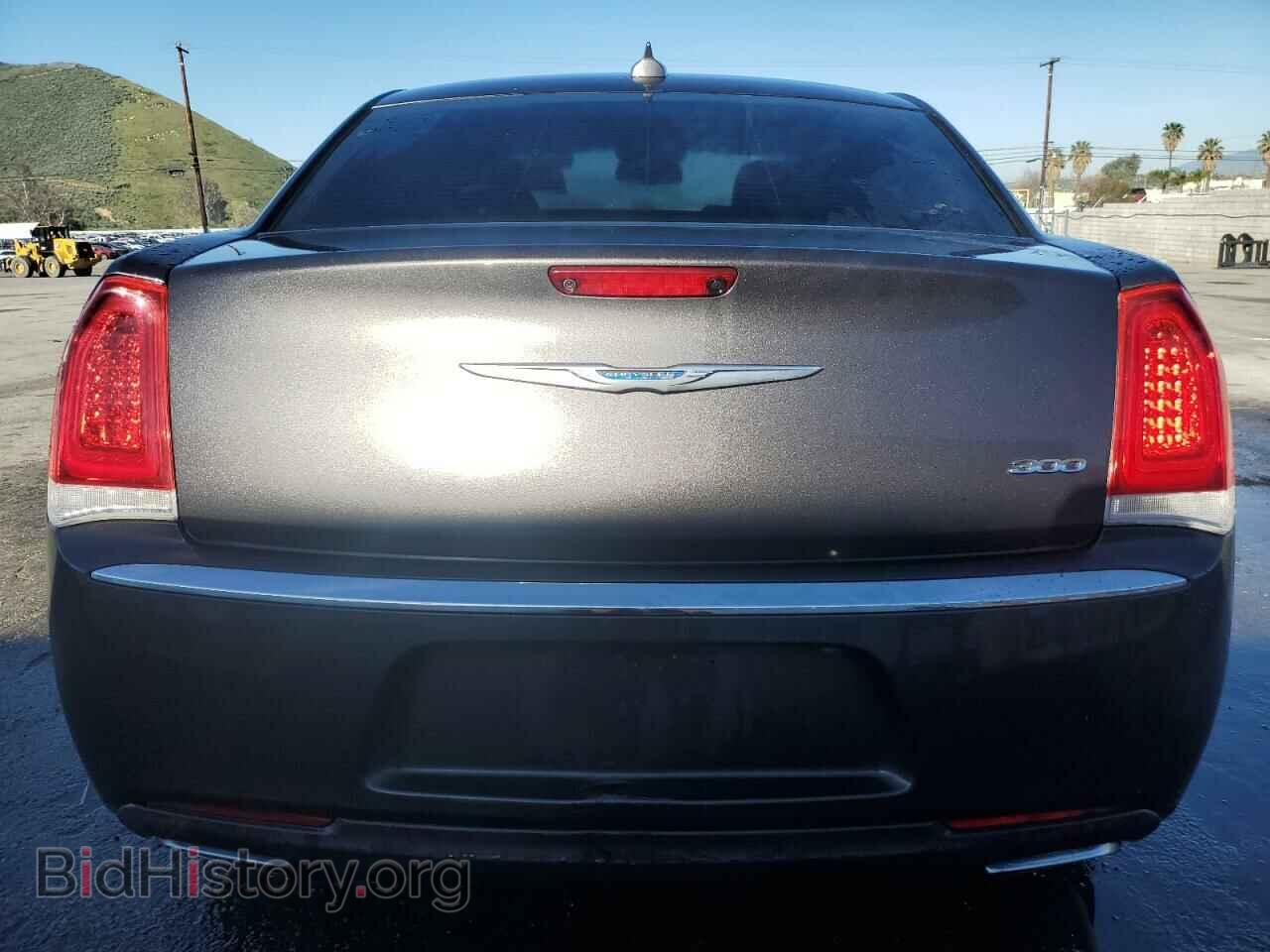 2017 CHRYSLER 300 - VIN: 2C3CCAAG8HH577358 - Фото 6
