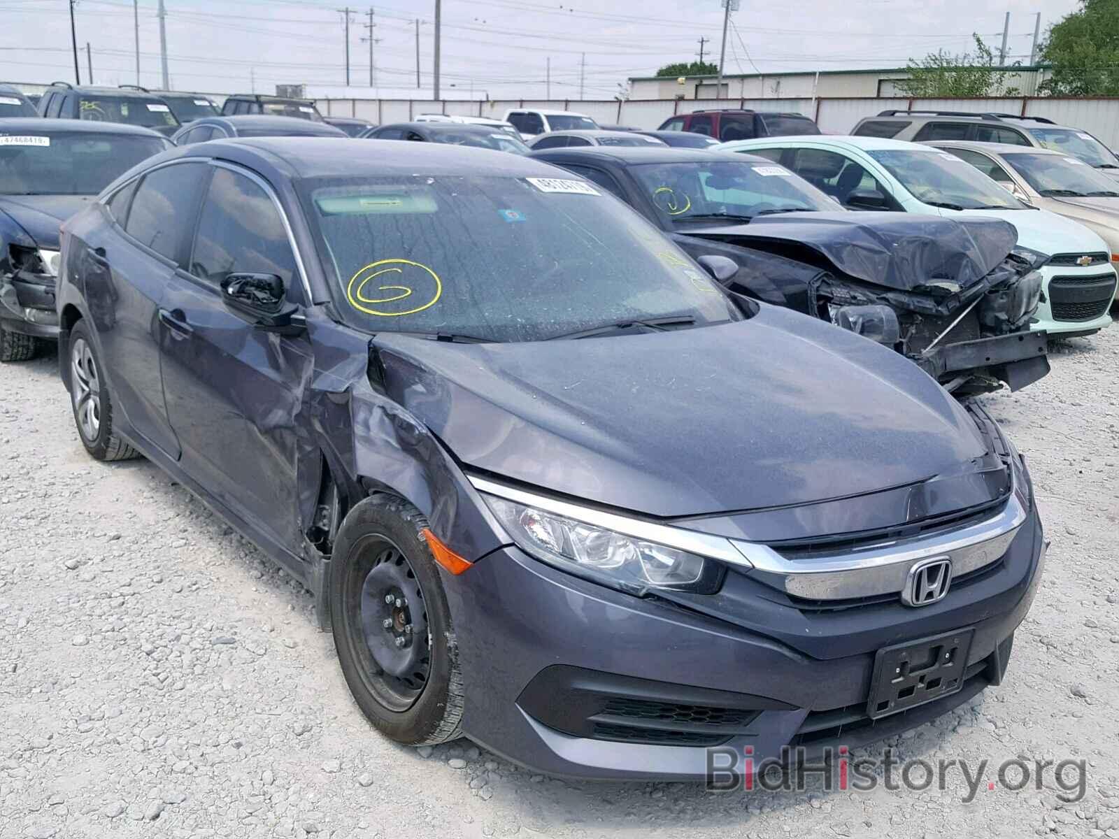 Photo 2HGFC2F53JH601112 - HONDA CIVIC LX 2018