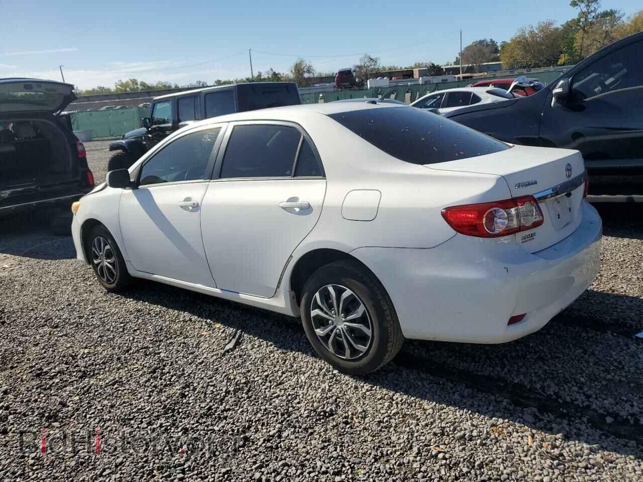 2011 TOYOTA COROLLA - VIN: 2T1BU4EE2BC647811 - Фото 2