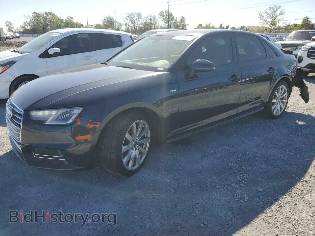 Фотография WAUKMAF43JA090556 - AUDI A4 2018